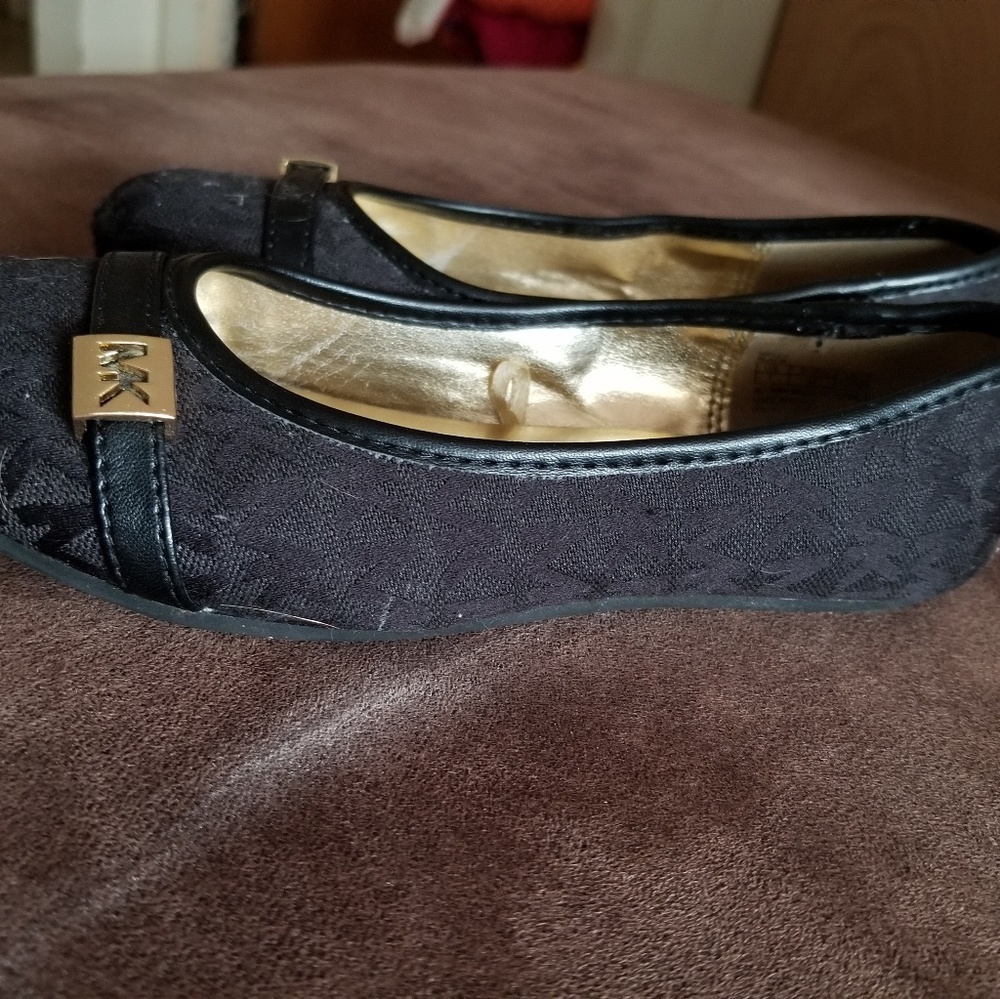 KIDS Michael Kors Shoe Sz 1